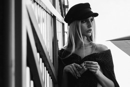 225 / фото, идея образа, стиль: Марина Щеглова
модель: Мария Елькина

*курение вредит вашему здоровью