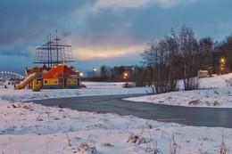 Не первый снег / первый лед