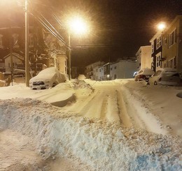 Не первый снег / пересечение главной и второстепенной улиц