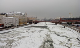 Не первый снег / Москва