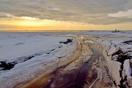 Устье реки Малая Сестра на закате / ***