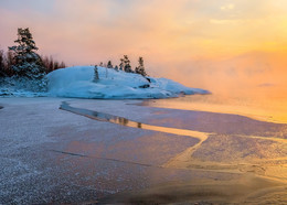 Композиция из острова и льда / Карелия. Ладожское озеро. Конец января, 2018 год.
Из фототура «Зимняя Ладога».