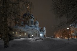 К заутрене... / Храм святого князя Игоря Черниговского в Переделкино