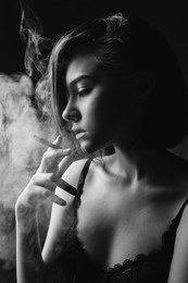 264 / фото: Марина Щеглова
модель: Анастасия Горбачёва
локация: Своя фотостудия

*курение вредит вашему здоровью