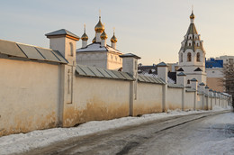 Успенско-Николаевский собор / Успенско-Николаевский собор считается самым древним из уцелевших православных соборов Белгорода. Он был основан Петром I 1701 году