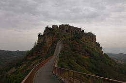 Одинокий город / Civita di Bagno Regio, Умбрия, Италия.