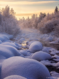 Морозное утро на речке / &quot;Тиханка&quot;-одна из многочисленных,незамерзающих речек Кольского полуострова.Начало марта.
