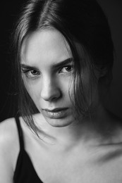 279 / фото: Марина Щеглова
модель: Анастасия Родионова
модельное агентство: ESKIMO MM
локация: Своя фотостудия