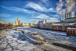 Ледоход / Москва река, 9 марта
