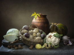 Все, что хозяюшке надо... / овощной натюрморт для кухни