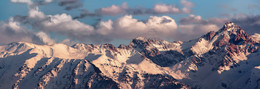 Панорама снежных вершин... / Горы ''Заилийский Алатау&quot;. Казахстан, г. Алматы