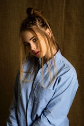 Льняная #2 / модель Ксюша Кошкарёва
причёска Галина Князева
ассистент Николай Корнилов