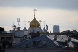 Выбор оператора / Городские крыши с антеннами на все случаи жизни.