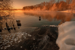 Лед Шатуры / Красное и морозное мартовское утро на шатурском озере.