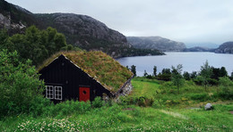 в маленькой хижине на берегу / ***