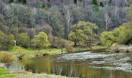 Течет река ... / Весенний этюд ...