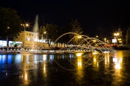 Ночной фонтан / Гомель,Беларусь.центральный фонтан города