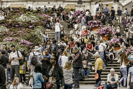 Туристы Рима / Снимал в Риме на &quot;Испанской лестнице&quot;.