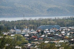 Фёдоровка / Nikkor AF 180/2.8
малая родина Виктора Загумённова
4 мая 2015 года