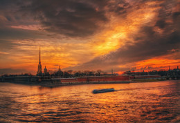 Вечерний Петербург. Петропавловская крепость. / Питерские закаты. Фото сделано с Благовещенского моста.