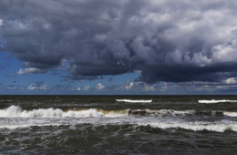 Облака над Балтикой / Балтийское море