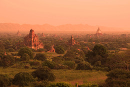 Утро древнего Багана, Мьянма (Бирма) / Утро древнего Багана, Мьянма (Бирма)