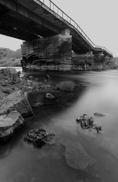&nbsp; / Мурманская область, п. Шонгуй, обрушенный мост. Canon 6D, 17-40L, ND-фильтр, вертикальная панорама из 3 кадров