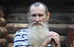 Война и мир... / "Мне очень не нравятся высокомерные люди, которые ставят себя выше других. Так и хочется дать им рубль и сказать, узнаешь себе цену — вернешь сдачу."
Л.Н.Толстой
Объектив Мир-1 СССР