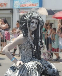 Русалка Франкенштейна / На параде русалок в Бруклине