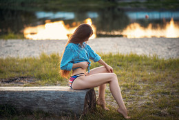 Девушка в рубашке / Лето 2018. г. Пинск. Пляж. Модель Виолетта.