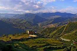 домик на краю / Верхний Гуниб, Гунибское плато