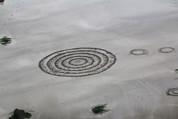 Я это не выдумал / Огромные круги на песке.