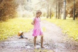 Детские забавы: осень, лужи и улыбки! / модель Ангелина Табакова
причёска Галина Князева