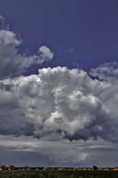 ПРИРОДА САМЫЙ ЛУЧШИЙ ХУДОЖНИК / Ветер рисует в облаках человеческие портреты. Портрет в шляпе смотрит налево. или кто что видит?