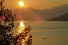 Рассвет на море / Рассвет в Черногории