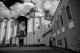 Возраст дожития / &quot;Ну, вот опять говорит терпи...а скока терпеть, уж жить не хочется...никому не нужна, ни детям, ни Ему...&quot;