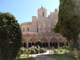 райский садик / Таррагона, собор 14 века, внутренний двор