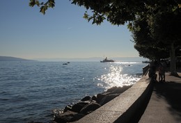Перспективный кадр / Швейцария, Женевское озеро, Веве,