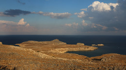 Золото на голубом / Остров Родос, Греция.
