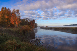 Осенний рассвет у реки / Пейзаж Беларуси