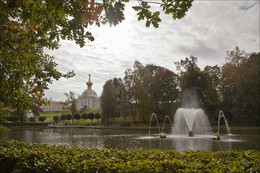 В Петергофе снова осень... / Осеннее закрытие фонтанов в Петергофе.