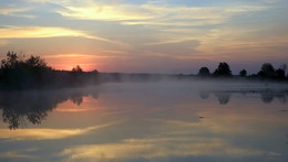 Перед рассветом. / Туман на озере Сосновое.