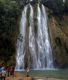 У водопада / Доминикана. Salto del Limon.