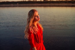 В лучах июльского солнца / модель Дарья Басина