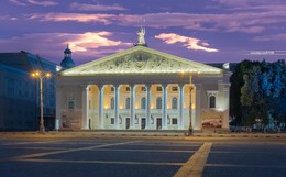 Воронежский государственный театр оперы и балета. Город Воронеж (Россия) / ☆ Мысли и афоризмы «Искусство и Жизнь» 
☆ Книга «Владыка Моря» 
☆ Сборник стихотворений «Огнём объятая душа» 
---&gt; https://vk.com/ARTYOMMIRNIY 
---&gt; https://www.flickr.com/photos/R-TYOM
______
https://500px.com/R-TYOM
https://t.me/ARTYOMMIRNIY
https://www.instagram.com/ARTYOM_MIRNIY
______
Copyright© Photoartist Artyom Mirniy / Фотохудожник Артём Мирный