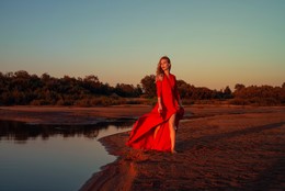 День красного / модель Дарья Басина