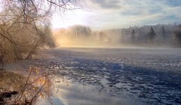 зимнее утро.. / конец зимы утро..озер..туман..восходит солнце..