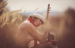 Гитарными струнами нежно скользя.... / Фотограф https://photocentra.ru/author.php?id_auth=37081