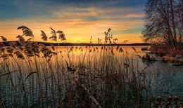Рассвет на озере / Осеннее утро