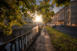 Осеннее солнце на канале Грибоедова / Санкт-Петербург. Октябрь 2018.